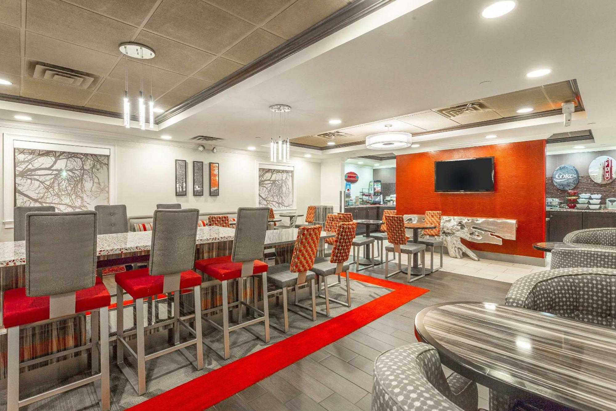 Inn At The Peachtrees, Ascend Hotel Collection Атланта Екстер'єр фото