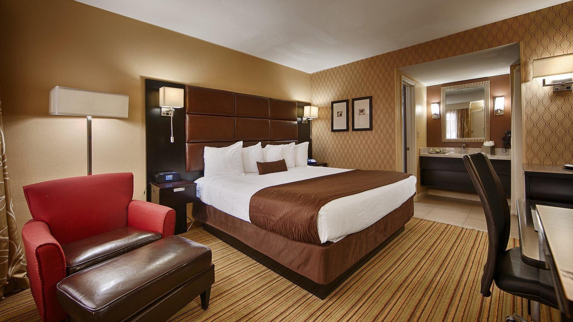 Inn At The Peachtrees, Ascend Hotel Collection Атланта Екстер'єр фото