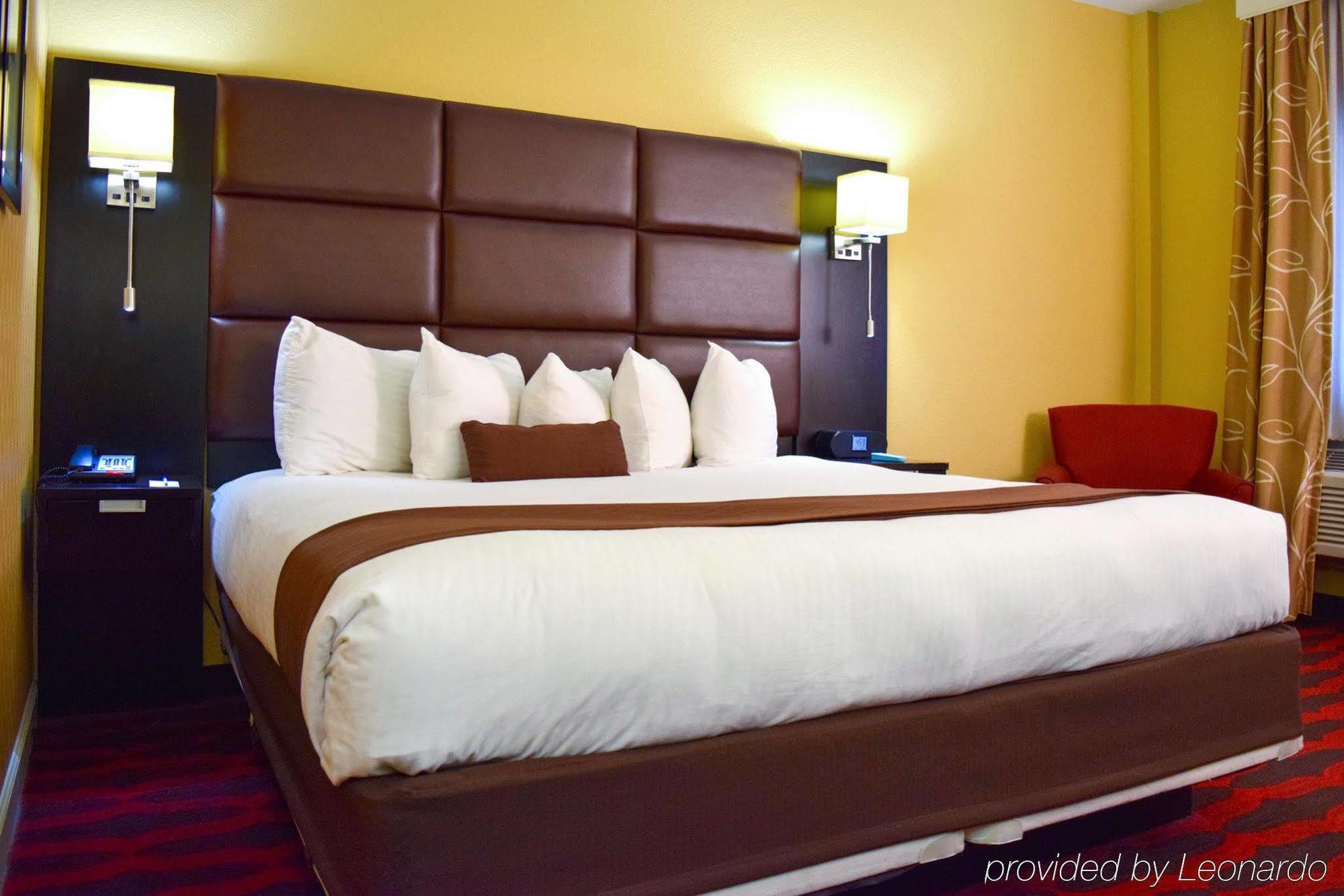 Inn At The Peachtrees, Ascend Hotel Collection Атланта Екстер'єр фото