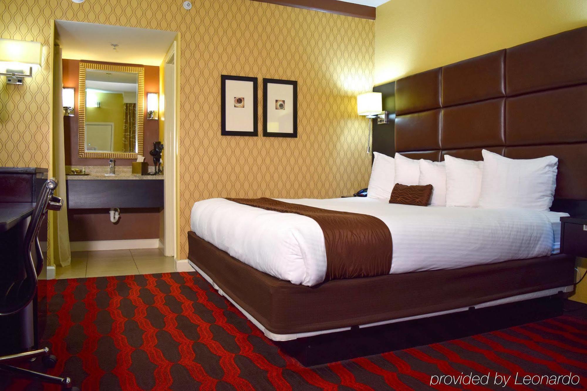 Inn At The Peachtrees, Ascend Hotel Collection Атланта Екстер'єр фото